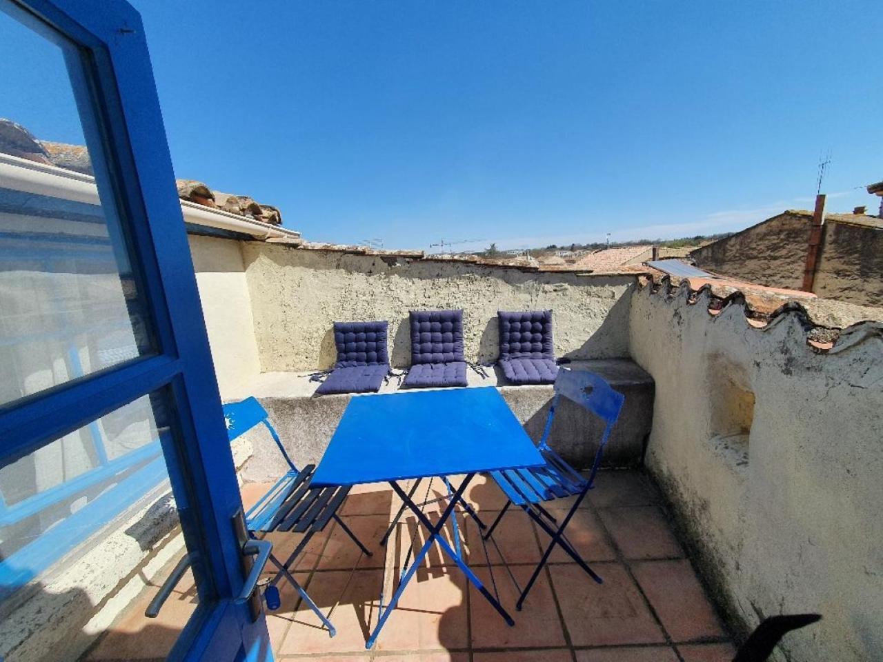 Maison De Vacances Atypique Pouzolles Exterior foto
